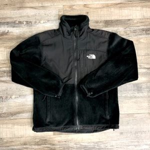 THE NORTH FACE• Denali Summit Fleece